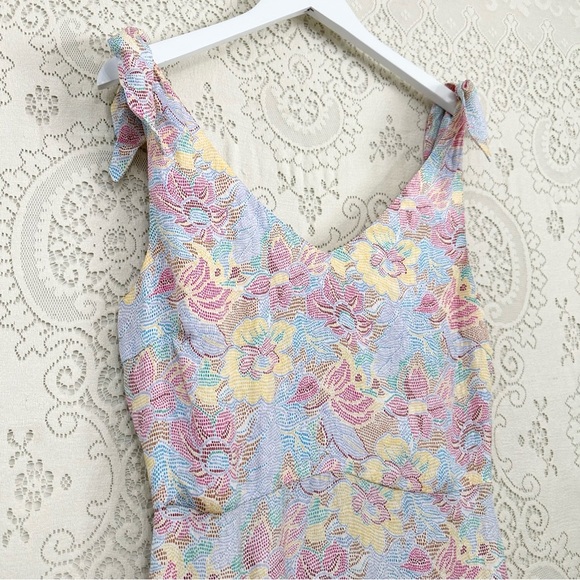 WARM Georgia Dot-Floral Silk Jacquard Shift Dress - Picture 7 of 15